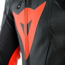 TUTA PELLE INTERA LAGUNA SECA 5 1PC  PERF. BLACK FLUO RED | DAINESE