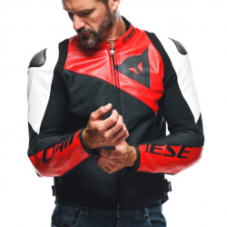 SPORTIVA LEATHER JACKET PERF. BLACK-MATT LAVA-RED WHITE | DAINESE