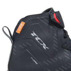 SCARPE DA MOTO R04D WP BLACK | TCX BOOTS