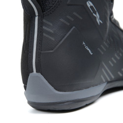 SCARPE DA MOTO R04D WP BLACK | TCX BOOTS